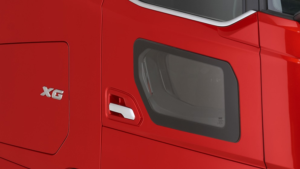 Kerb view window